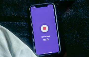 Een (telefoon)gesprek opnemen met je telefoon, mag dat?